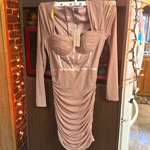 NWT SHEIN BAE long sleeve ruched dress in L